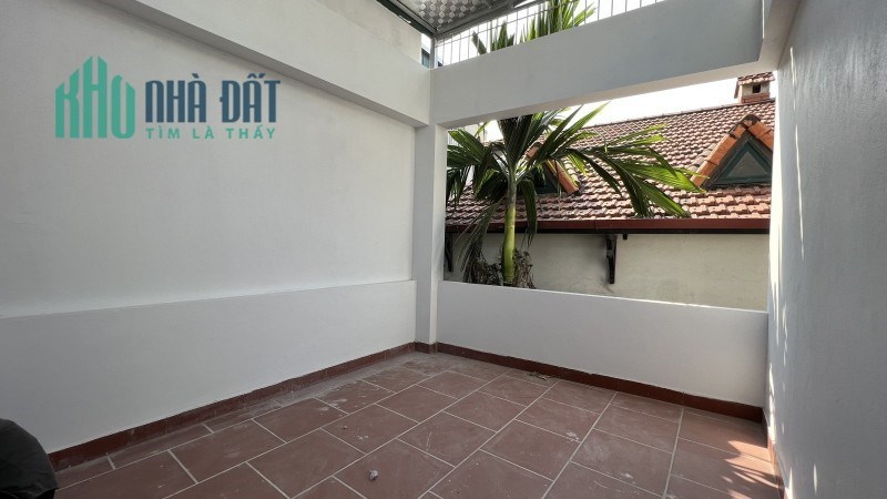 SIÊU PHẨM HIẾM – NHÀ ĐẸP SÁT HỒ BỒ ĐỀ - Ô TÔ ĐỖ CỔNG – TIỆN ÍCH BẠT NGÀN