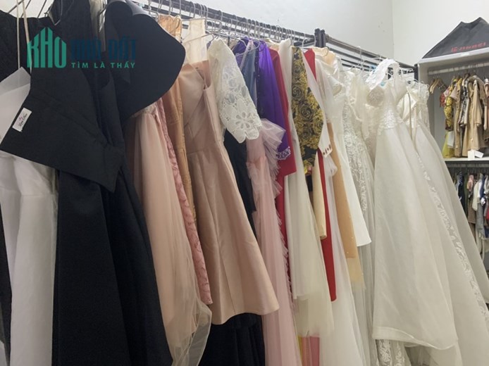 Cần sang nhượng studio chụp ảnh cho bé và gia đình ở p.Lam Sơn, tp thanh hoá, Tel : 0945839866