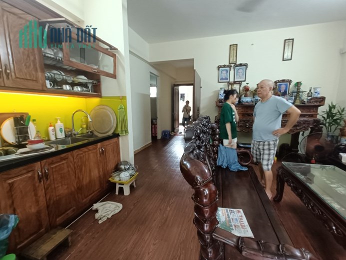 Bán căn hộ đẹp nhà Nơ kđt Pháp Vân 82m2 3 ngủ thoáng sáng ban công 2 tỷ