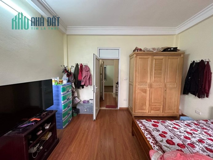 CHUYỂN CHỖ LÀM CẦN BÁN NHANH CĂN NHÀ ĐANG Ở PHỐ TÔ HIẾN THÀNH, DT 36M CHỈ 3,4 TỶ.