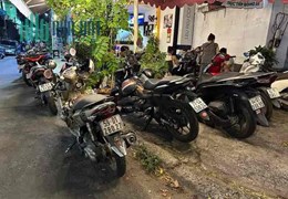 Cần sang quán cà phê góc 2 mặt tiền Phú Thọ Hoà -Tân Phú