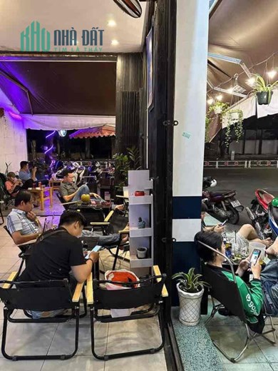 Cần sang quán cà phê góc 2 mặt tiền Phú Thọ Hoà -Tân Phú
