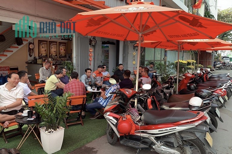 Sang Quán Cafe thương hiệu góc 2 mặt tiền đường Nguyễn Kiệm, P.3, Q. Gò vấp (đoạn gần công viên Gia