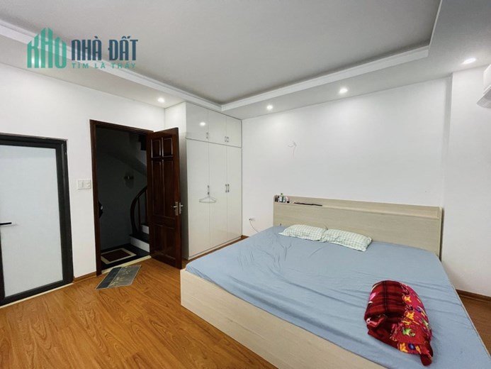 Bán nhà Phố KHƯƠNG TRUNG, diện tích 34m2, giá 5 tỷ