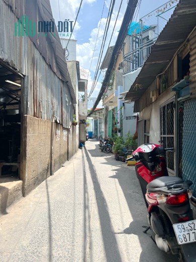 Nhà cấp 4 trệt/lầu HXH đường Âu Dương Lân P3Q8 -  Giá : 5.3 Tỷ