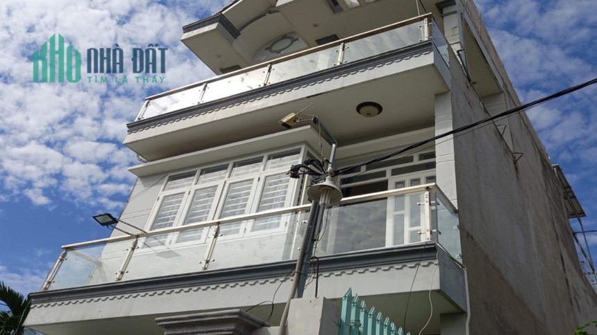 Bán đất APĐ 25 phường an phú đông Quận 12, còn 1 lô, 39.6tr m2, giá giảm còn 3.69 tỷ