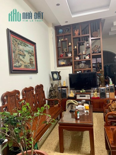 NHÀ ĐẸP Ở LUÔN-TIỆN ÍCH KHÔNG THIẾU THỨ GÌ.5 TẦNG 41 m2 3.5 tỷ’