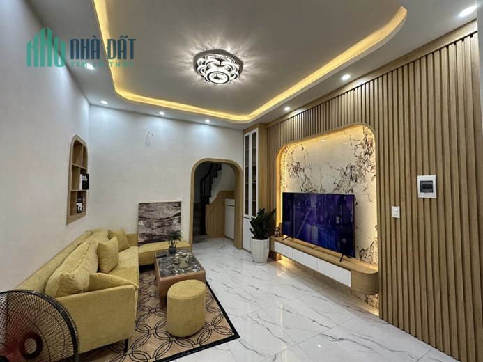 Nhà đẹp Phố Lò Đúc, Hai Bà Trưng, 20m ra phố, thoáng trước sau, nội thất đẹp. Diện ích 33m, 4 tầng,