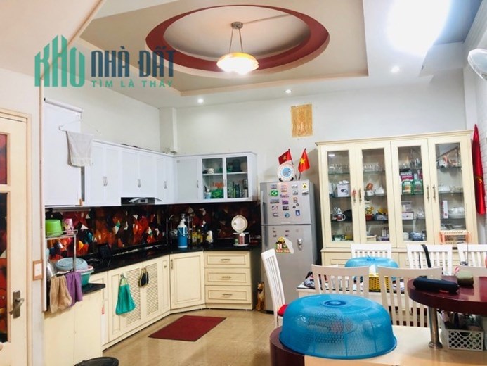 Siêu phẩm Pháo Đài Láng 62M  Ô Tô - Thang May chờ - Kinh Doanh Đỉnh 8.95 Tỷ