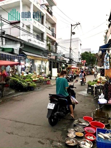 Bán nhà Tân Thới Nhất ngay chợ Lạc Quang quận 12- 4 tầng chỉ nhỉnh 4 tỷ