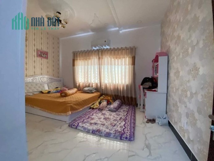 BÁN GẤP NHÀ KHU CƯ XÁ NGÂN HÀNG, 170M2 NGANG 11M CHỈ 14 TỶ NHỈNH