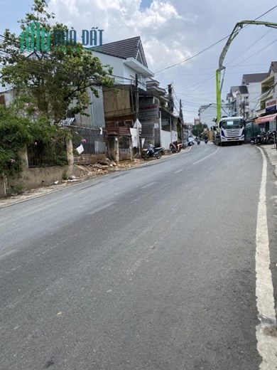 ( Gấp Gấp ) Bán gấp nhà mặt tiền kinh doanh đường Tô Vĩnh Diện, Đà Lạt giá chỉ 8 tỷ
