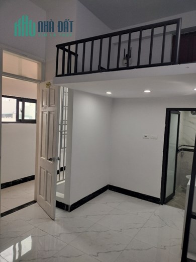 Bán Tòa CCMN Tại triều Khúc 8 tầng 19 phòng doanh thu 840tr/ năm, đang vận hành full phòng.Lh e Long