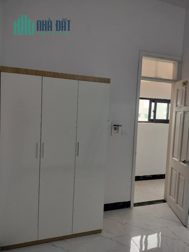 Bán Tòa CCMN Tại triều Khúc 8 tầng 19 phòng doanh thu 840tr/ năm, đang vận hành full phòng.Lh e Long
