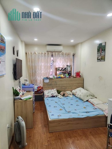 GIÁ GIẬT MÌNH! VIP khu Trần Cung, Ngót 5 Tỷ, 32m2 5 tầng