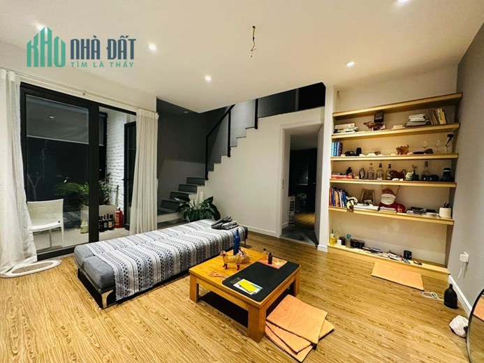 BÁ-N NHÀ TẬP THỂ NGỌC HÀ - BA ĐÌNH - 3 TẦNG 2,3,4 NHÀ CÁCH PHỐ 25M - CHỦ NHÀ KIẾN TRÚC SƯ, NHÀ ĐẸP