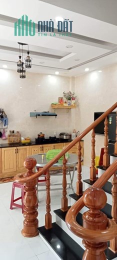 Hot Hot....Bán gấp nhà Mặt tiền kinh doanh đường Phước Thành, Đà Lạt giá chỉ 9 tỷ