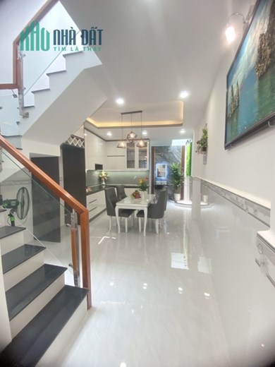 Nhà mới 2 tầng Âu Dương Lân Phường 3 Quận 8 - 4 tỷ5