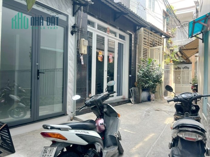 Nhà mới 2 tầng Âu Dương Lân Phường 3 Quận 8 - 4 tỷ5