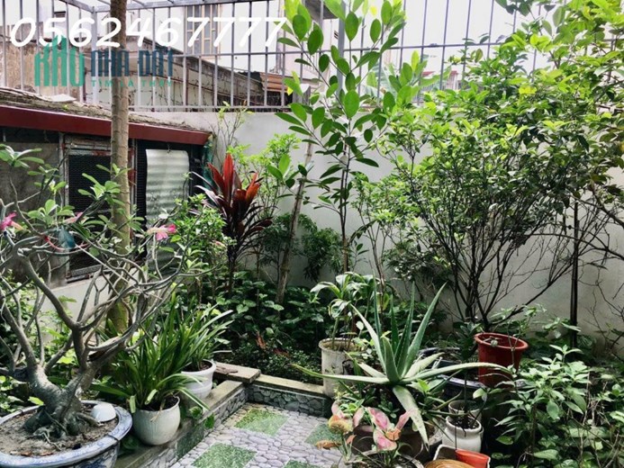 Bán nhà 3 tầng x 100m2 độc lập phố Nguyễn Đồn, giá 6.3 tỷ
