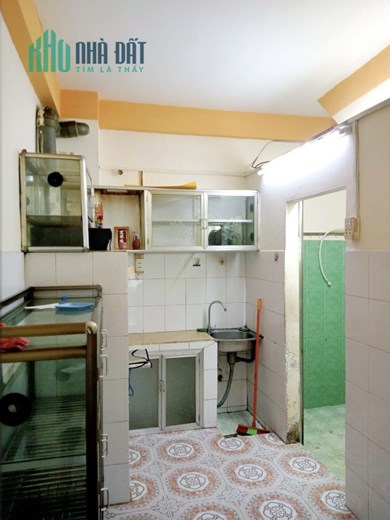 Cho thuê NNC hẻm ô tô Dương Bá Trạc P1Q8. Giá 12 triệu