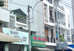 Cho thuê nhà 3 tầng mặt tiền Vĩnh Viễn P2Q10 - Giá : 38 Triệu