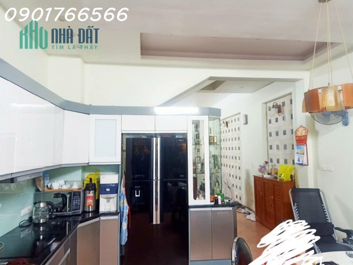 Chính chủ gửi bán nhà Phân lô, Phố Trương Định, 65m x 4T, Giá hơn 10 tỷ.