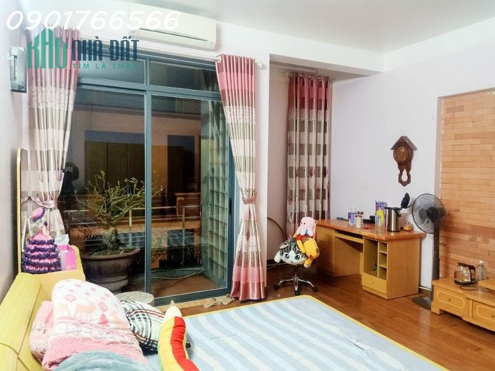 Chính chủ gửi bán nhà Phân lô, Phố Trương Định, 65m x 4T, Giá hơn 10 tỷ.