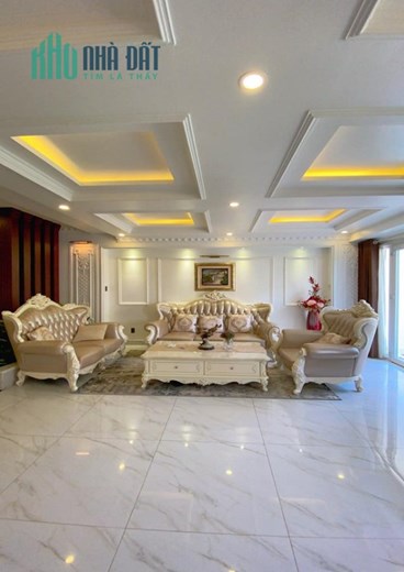 Bán biệt thự KDC ven sông ngộp bank, Tân Phong, Q7. 126m2, 4 tầng, tặng toàn bộ nội thất.