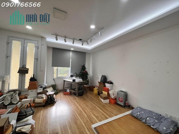 Siêu Phân Lô Vip Quận Đống Đa, Phố Nguyễn Lương Bằng, 95m x 5T, giá hơn 20 tỷ.