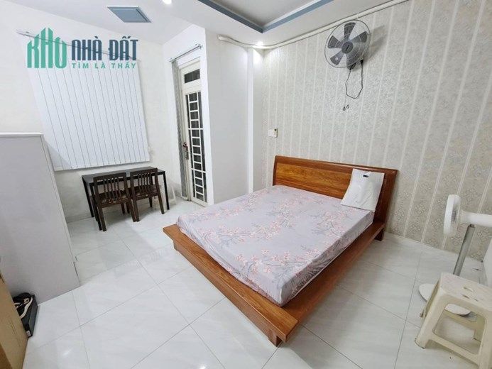 Nhà 4 tầng Mặt Tiền thụt đường Âu Dương Lân P3Q8. Giá 5,7 tỷ TL