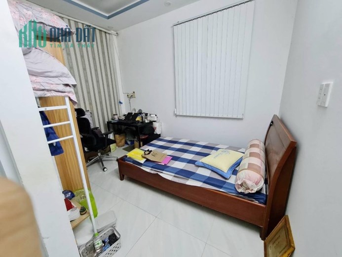 Nhà 4 tầng Mặt Tiền thụt đường Âu Dương Lân P3Q8. Giá 5,7 tỷ TL