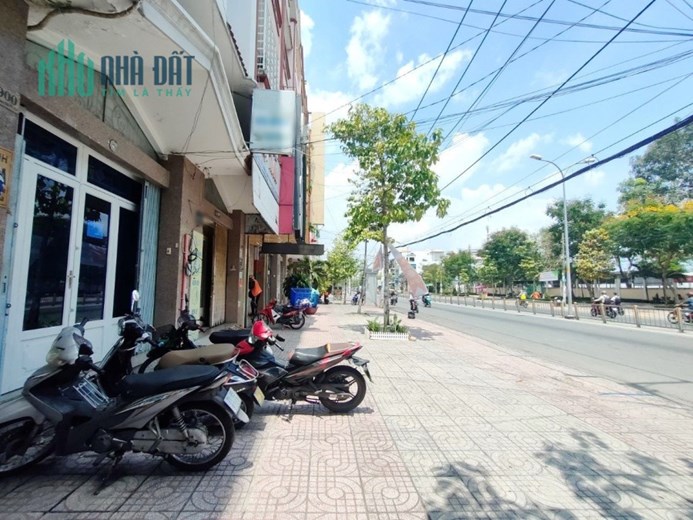 Cho thuê nhà nguyên căn MT Tạ Quang Bửu P5Q8 giá 26tr
