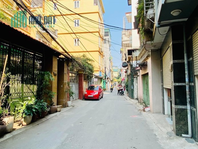 BÁN NHÀ MẶT NGÕ 258 TÂN MAI, 35M2 GIÁ CHỈ 6.5 TỶ (có thương lượng)