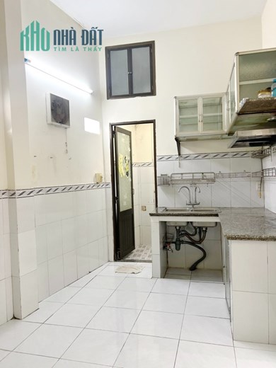 Cho thuê nhà 2 tầng hẻm 125 Nguyễn Thị Tần P2Q8 - Giá : 9 Triệu
