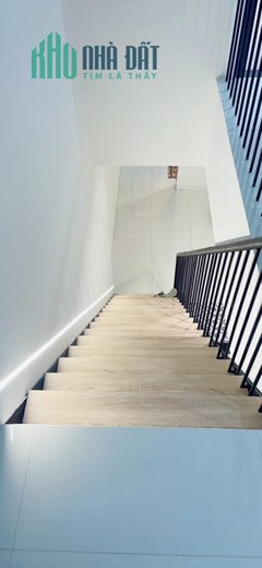 BÁN NHÀ HÓC MÔN CÁCH MT 50M - 46M2 -  2 TẤM – NỘI THẤT CAO CẤP – GIÁ 3,2 TỶ THƯƠNG LƯỢNG.