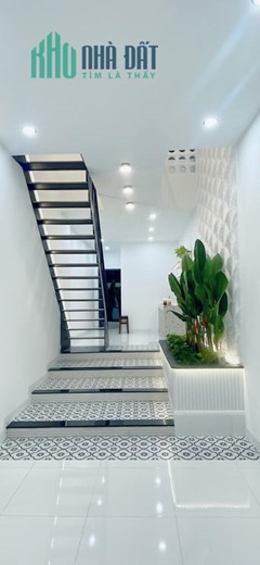 BÁN NHÀ HÓC MÔN CÁCH MT 50M - 46M2 -  2 TẤM – NỘI THẤT CAO CẤP – GIÁ 3,2 TỶ THƯƠNG LƯỢNG.
