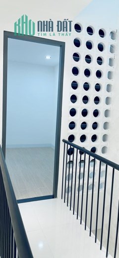 BÁN NHÀ HÓC MÔN CÁCH MT 50M - 46M2 -  2 TẤM – NỘI THẤT CAO CẤP – GIÁ 3,2 TỶ THƯƠNG LƯỢNG.