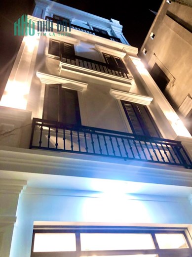 Bán nhà ngõ 169 Đông Khê, diện tích 45m 4 tầng mới tinh độc lập, GIÁ 3.1 tỉ