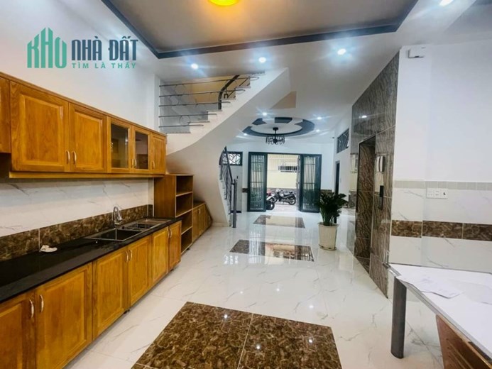 TT PHÚ NHUẬN - HXH - 4 TÂNG MỚI TINH - SÁT MẶT TIỀN -