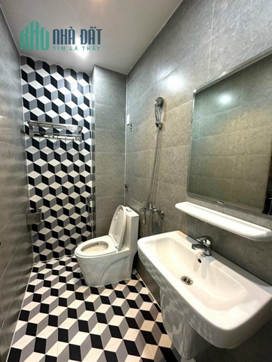Bán nhà xây mới tinh phố Chợ Cột Đèn, 45m 3 tầng, GIÁ chỉ 2.25 tỉ cực đẹp