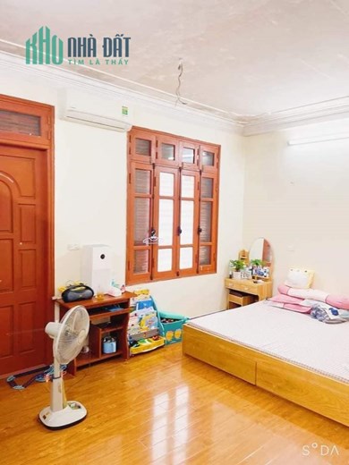 BÁN NHÀ 5 TẦNG - TRUNG TÂM QUẬN ĐỐNG ĐA - MẶT TIỀN RỘNG - LÔ GÓC 3 MẶT THOÁNG VĨNH VIỄN - CÁCH ÔTÔ