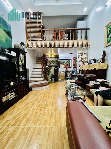 BÁN NHÀ NGÕ QUẬN ĐỐNG ĐA HN. GẦN PHỐ CỔ, NHÀ ĐẸP Ở LUÔN, GIÁ CHƯA ĐẾN 100TR/M2
