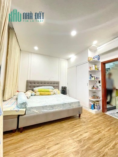 NHÀ MT KINH DOANH, HUỲNH TẤN PHÁT, QUẬN 7, LỘ 8m Ô TÔ QUAY ĐẦU, 2 TẦNG, 110M2, 8 TỶ