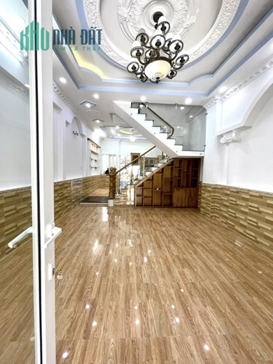 THỊ TRẤN NHÀ BÈ - KỀ BÊN Q7 - HẺM Ô TÔ QUAY ĐẦU - NGANG CHUẨN 5M - 84M2