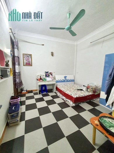 Bán Nhà Phố Hồng Mai, 45m x 4 tầng, 4.5 tỷ, ngõ thông, gần phố