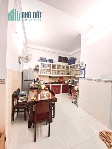 Bán nhà 100m2 Nguyễn Thị Định, quận 2. Chỉ 4.5 tỷ TL