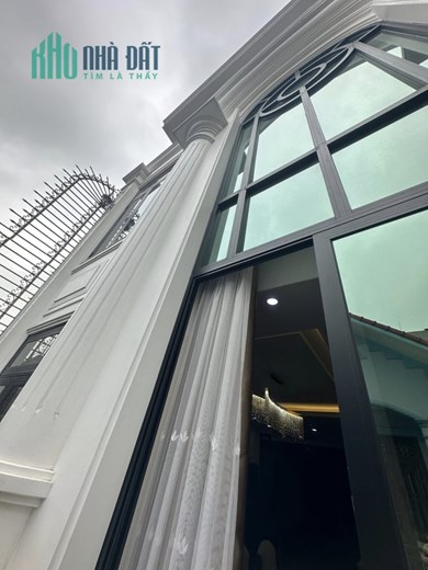 Bán nhà 85m2 phố Sài Đồng, Long Biên Gara Ô tô 7 chỗ Thang máy Nội thất 3 tỷ 12.4 Tỷ