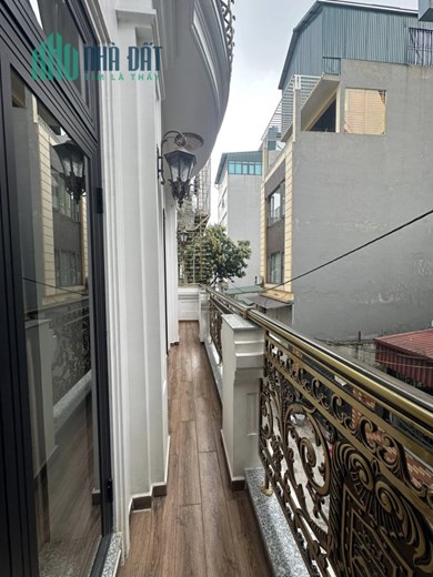Bán nhà 84m2 phố Sài Đồng, Long Biên Gara Ô tô 7 chỗ Thang máy XỊN Nội thất XỊN 12.2 Tỷ