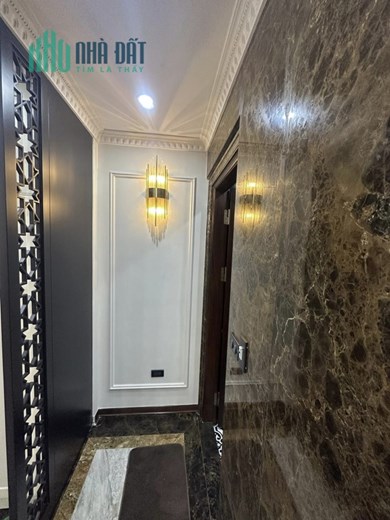 Bán nhà 81m2 phố Sài Đồng, Long Biên Gara 2 Ô tô tránh Thang máy Nhập Nội thất XỊN 12.3 Tỷ